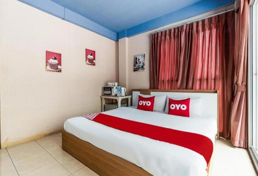 Hotel Oyo 826 Cozy Rooms