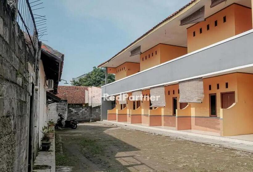 هتل Pondok Damai Guest House Syariah Mitra Reddoorz