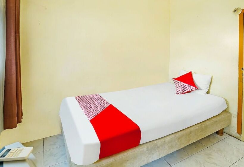 هتل Rd Premium By Oyo Rooms