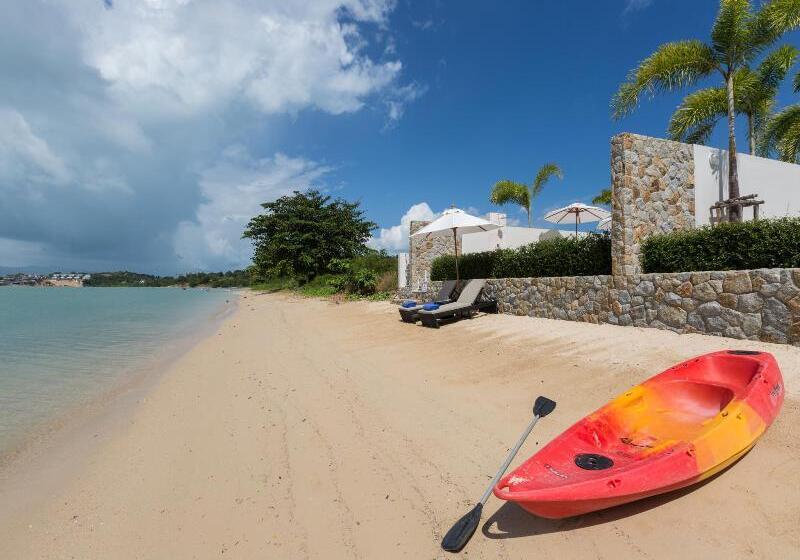 فندق Skye Beach