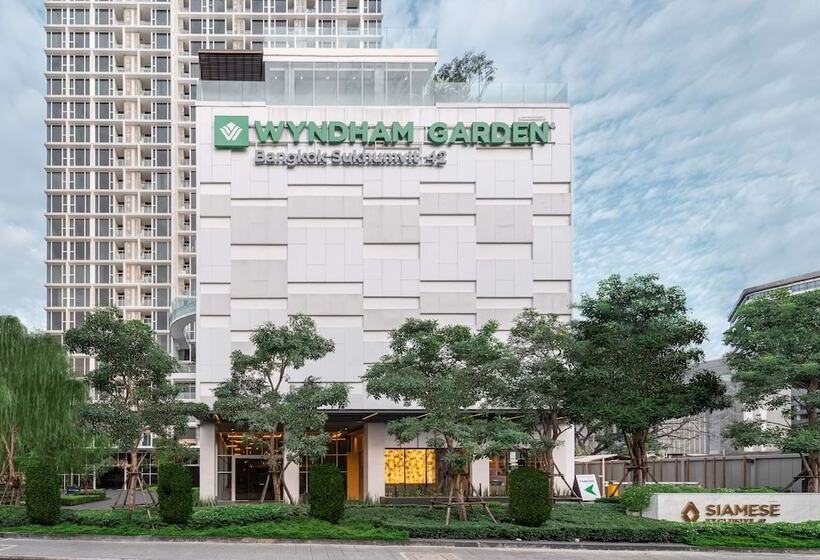 هتل Wyndham Garden Bangkok Sukhumvit 42