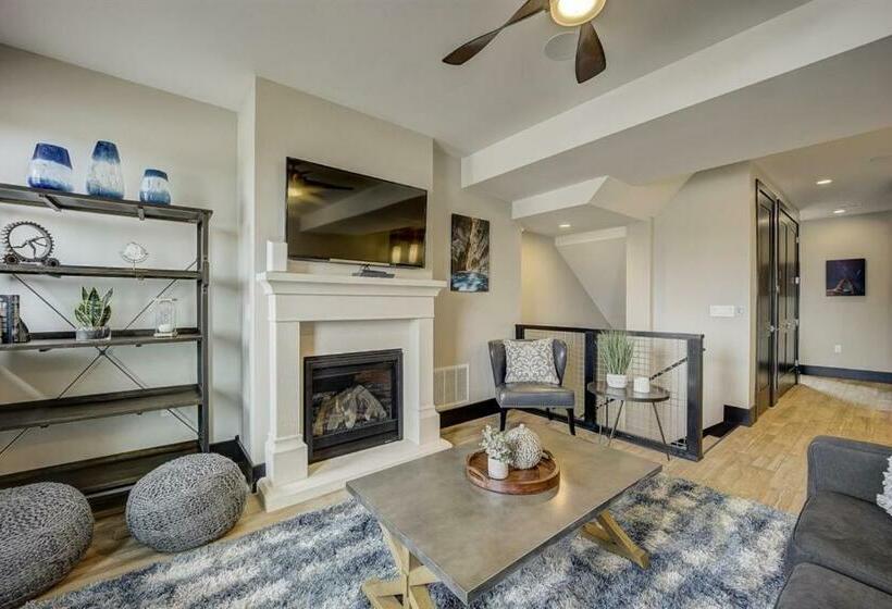 Blackstone At The Canyons By Avantstay Stunning Views 5 Minutes To Park City Mountain Ski Lift