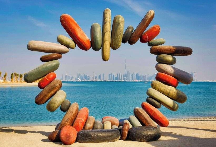هتل Anantara World Islands Dubai Resort