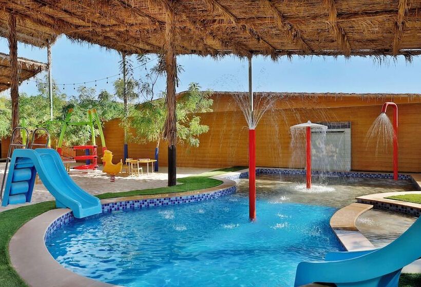 هتل Anantara World Islands Dubai Resort