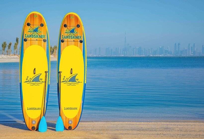 هتل Anantara World Islands Dubai Resort