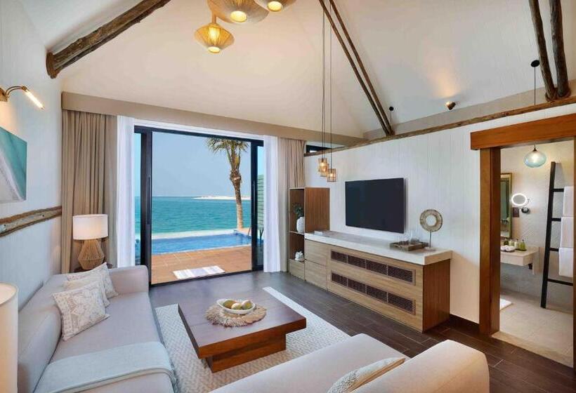هتل Anantara World Islands Dubai Resort