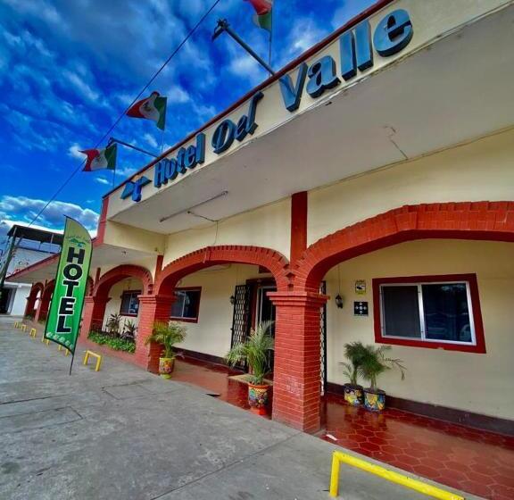 هتل Del Valle