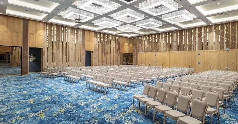 هتل Hilton Garden Inn Erzurum