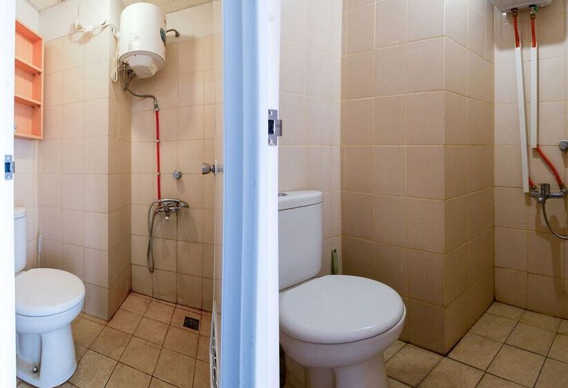 Отель Oyo 2582 Apartemen Serpong Green View