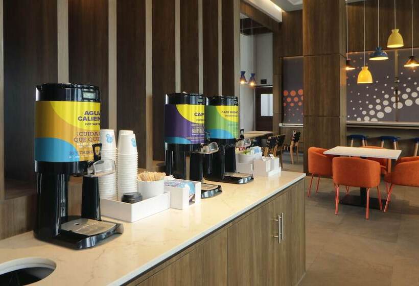 هتل Tru By Hilton Monterrey Fundidora