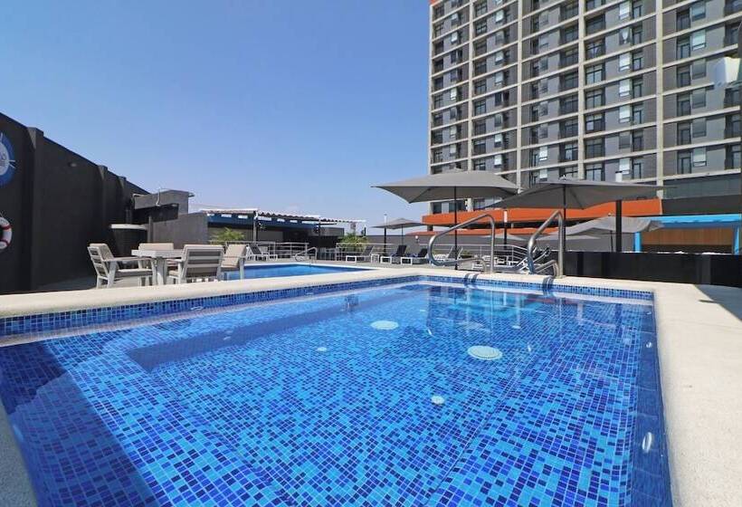 هتل Tru By Hilton Monterrey Fundidora