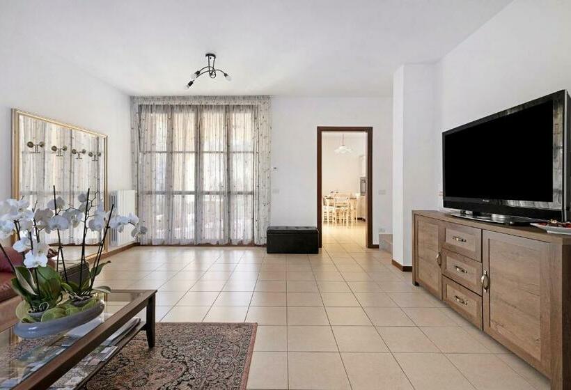 La Villa