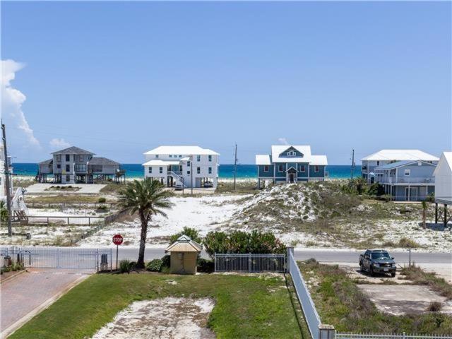 Sea View Play Home