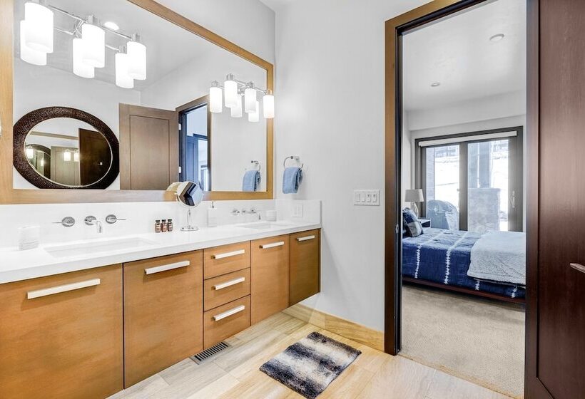 White Wolf By Avantstay Stunning Unit In Ideal Park City Location W/ Communal Pool & Hot Tub