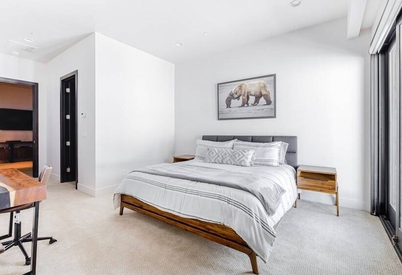 White Wolf By Avantstay Stunning Unit In Ideal Park City Location W/ Communal Pool & Hot Tub