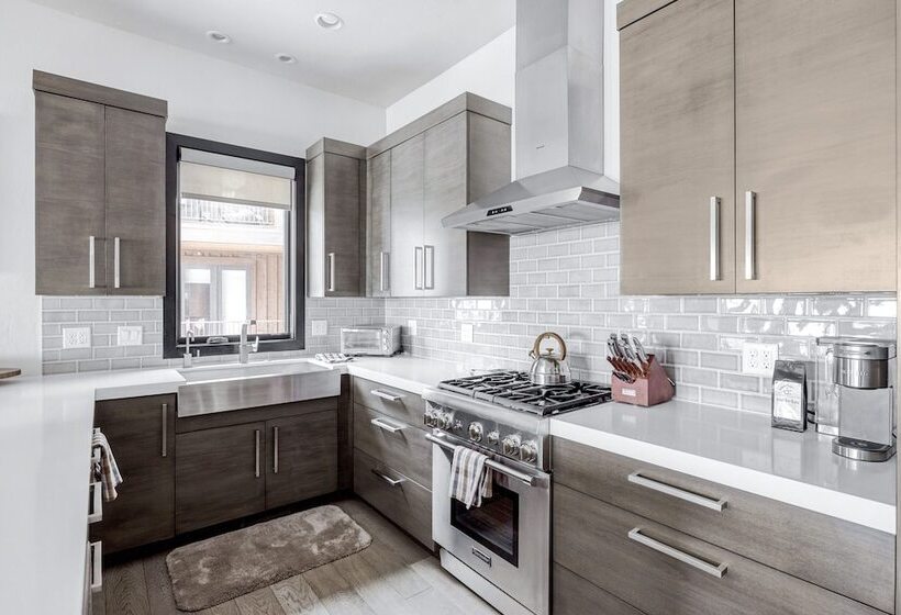 White Wolf By Avantstay Stunning Unit In Ideal Park City Location W/ Communal Pool & Hot Tub