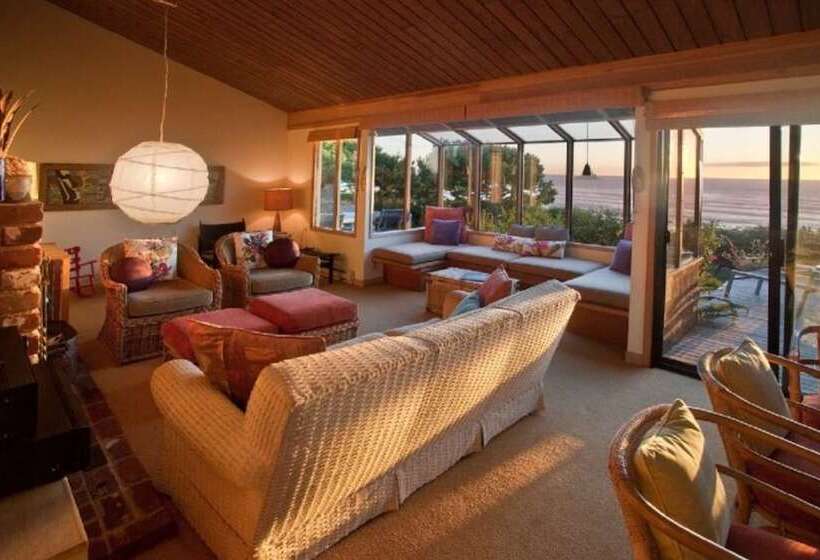 Arch Cape Escape By Avantstay Sensational Clift Top Home W Pacific Ocean Views