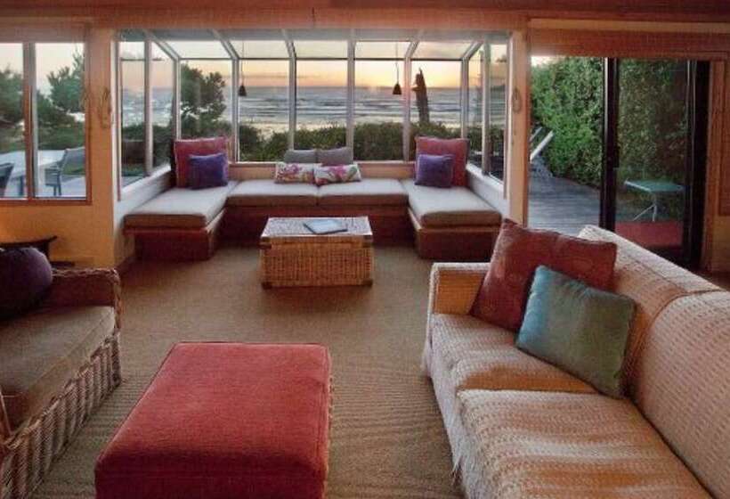 Arch Cape Escape By Avantstay Sensational Clift Top Home W Pacific Ocean Views