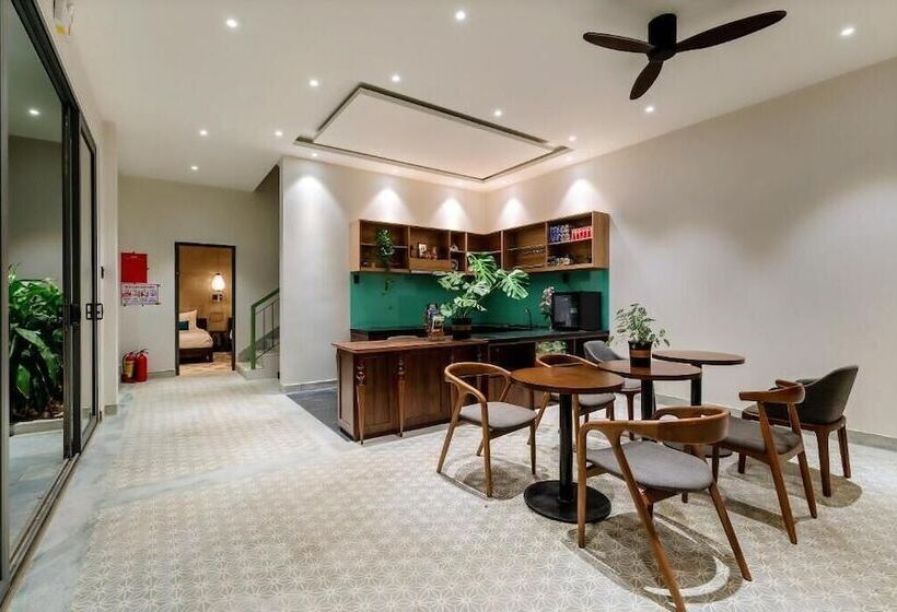 تختخواب و صبحانه Lacasa Old Town Villa