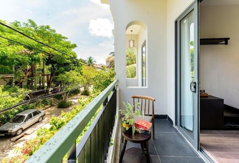 تختخواب و صبحانه Lacasa Old Town Villa