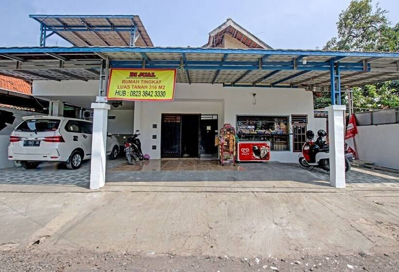 هتل Spot On 91506 Kedai Cinta Guest House