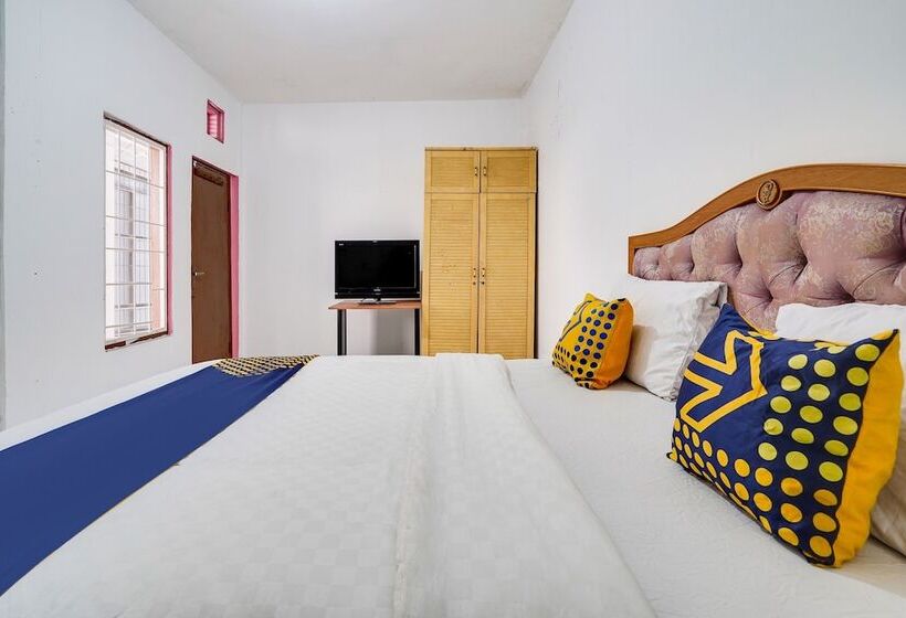 هتل Spot On 91546 Dewi Sudirman Homestay