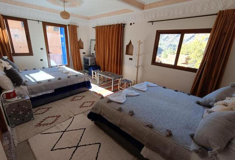 پانسیون Riad Otos Views