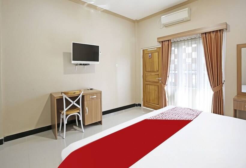هتل Collection O 91449 Griya Ampenan Residence