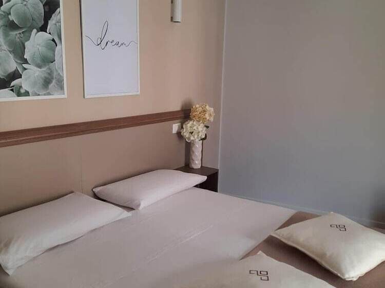 هتل Dimora Donna Dora   Albergo Diffuso