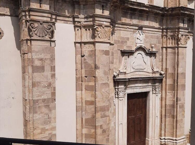 هتل Dimora Donna Dora   Albergo Diffuso