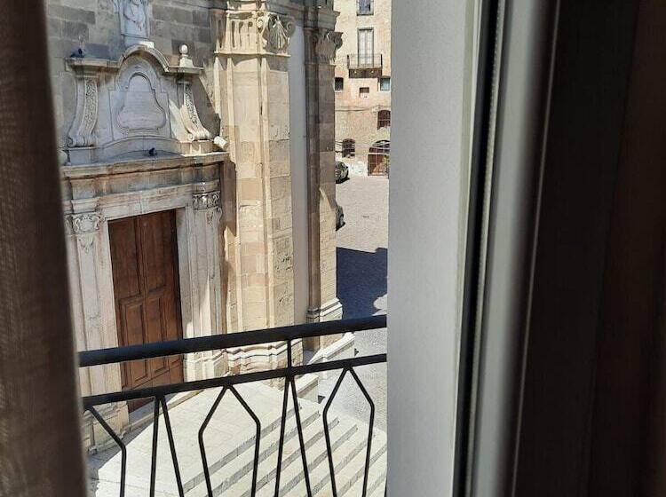 هتل Dimora Donna Dora   Albergo Diffuso
