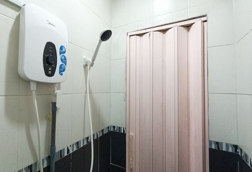 هتل Oyo 90568  Sutera Inanam