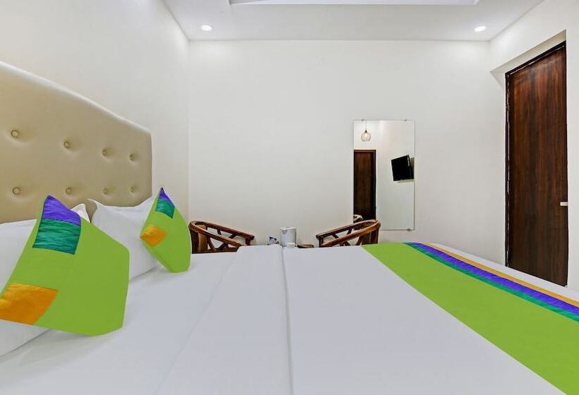 فندق Treebo Royal Empire Adarsh Nagar, Chandigarh