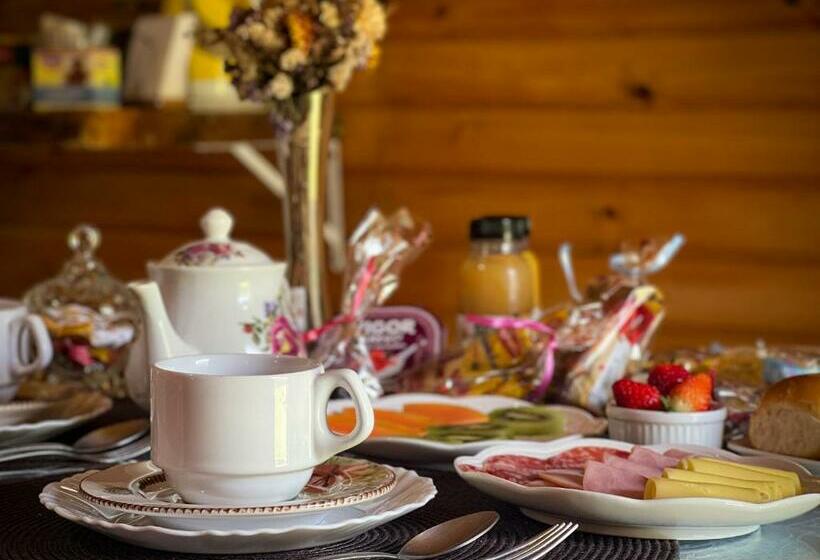 بنسيون Pousada Suite Avencal