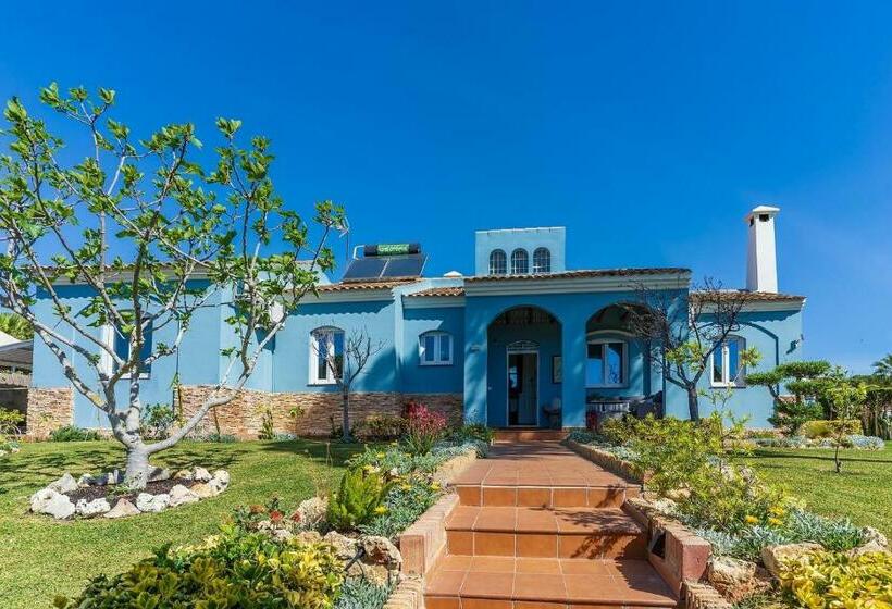 مبيت وإفطار Chalet Azul