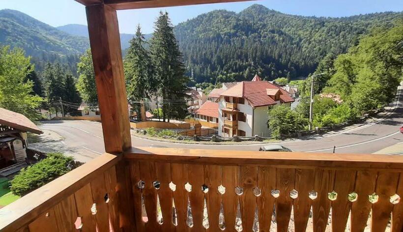 مبيت وإفطار Villa Hope