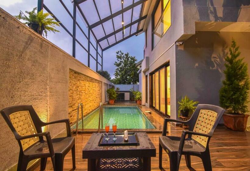 Castle Rock Villa By Tropicana Stays