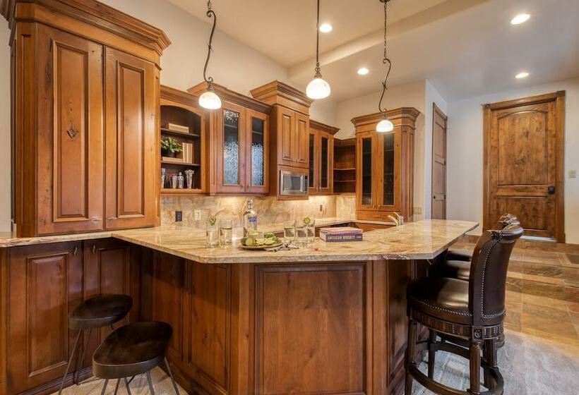 High Meadow By Avantstay Alpine Views W Indoor Pool Hot Tub Open Floor Plan