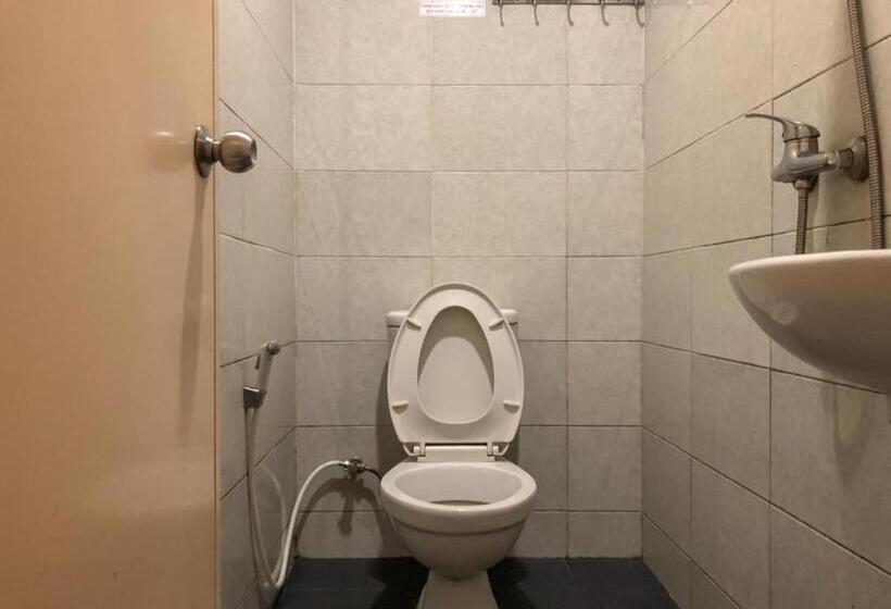 هتل D Mario Palopo