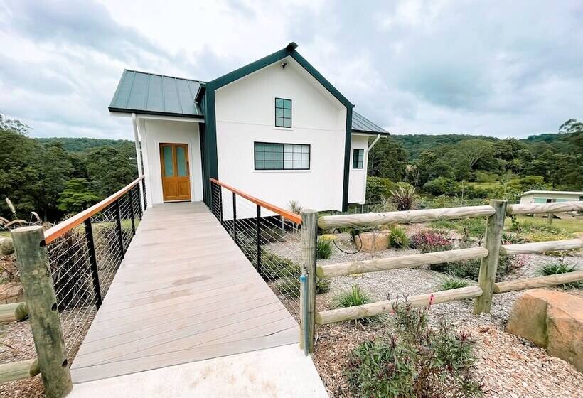 בית מלון כפרי Seven Peaks Farm Stay