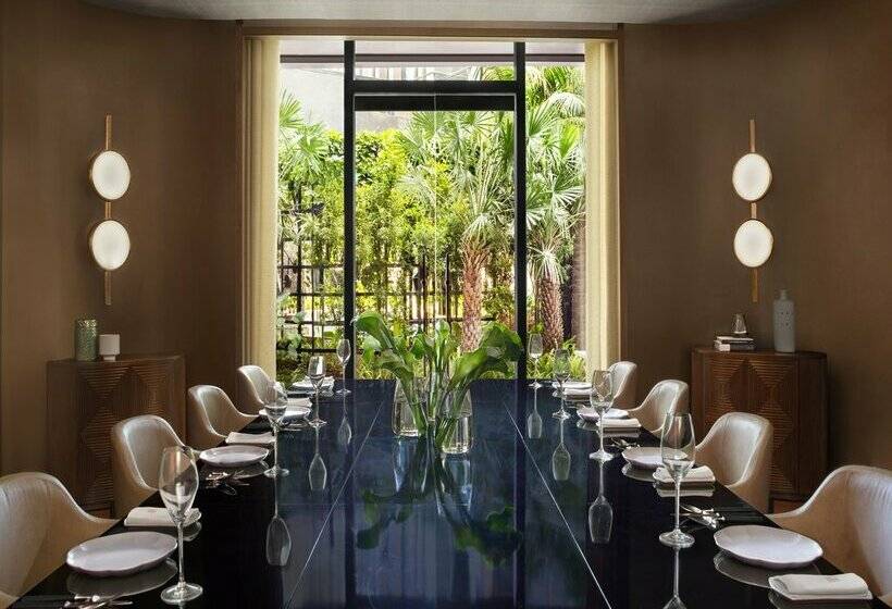 هتل The St. Regis Jakarta