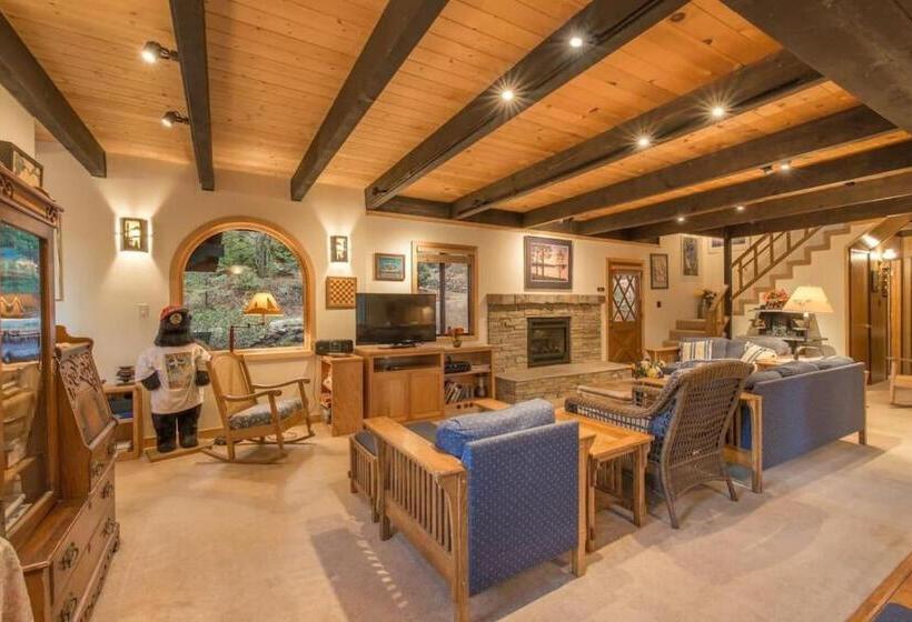 Musketeer By Avantstay Family Friendly Home In Tahoe Swiss Village