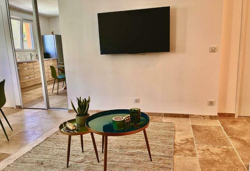 Studio With Garden Pauseto West 4 2 Min From Beach
