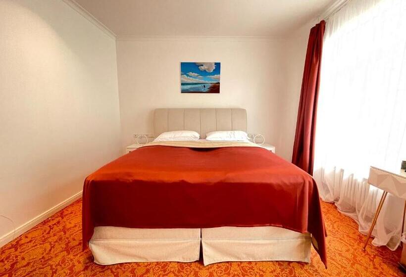 Art Hotel House One