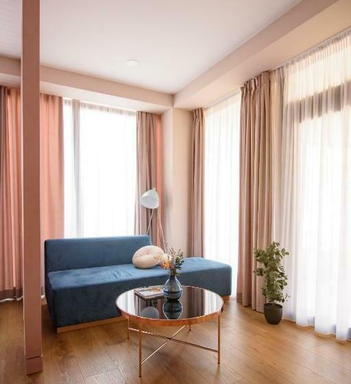 هتل Vila Sarisa