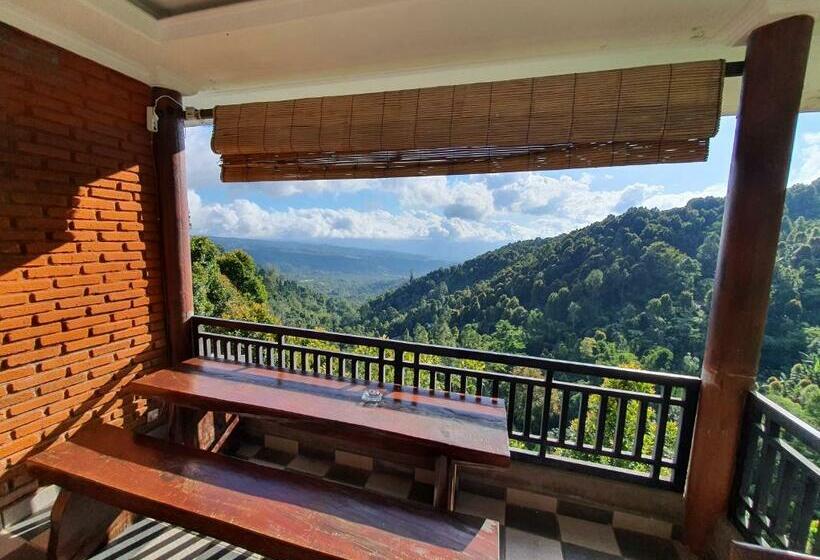 Munduk V View House
