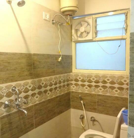 تختخواب و صبحانه Quick Rooms Faizabad Road