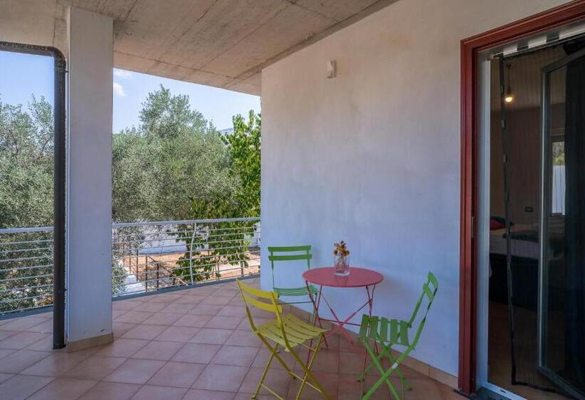 مبيت وإفطار Villa Luce