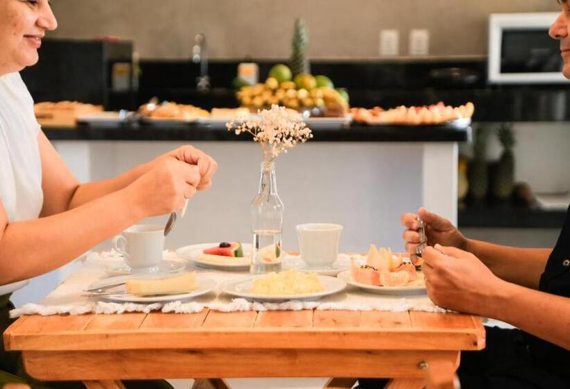 هتل Icaraí Beach