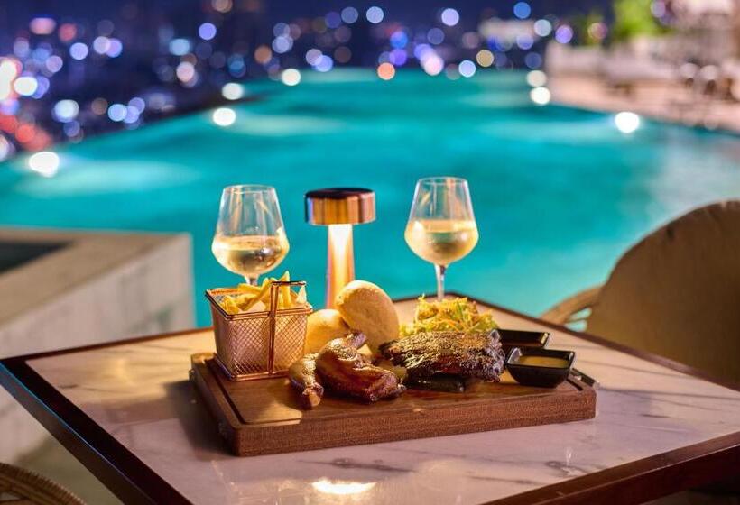 בית מלון כפרי The Peninsula Phnom Penh